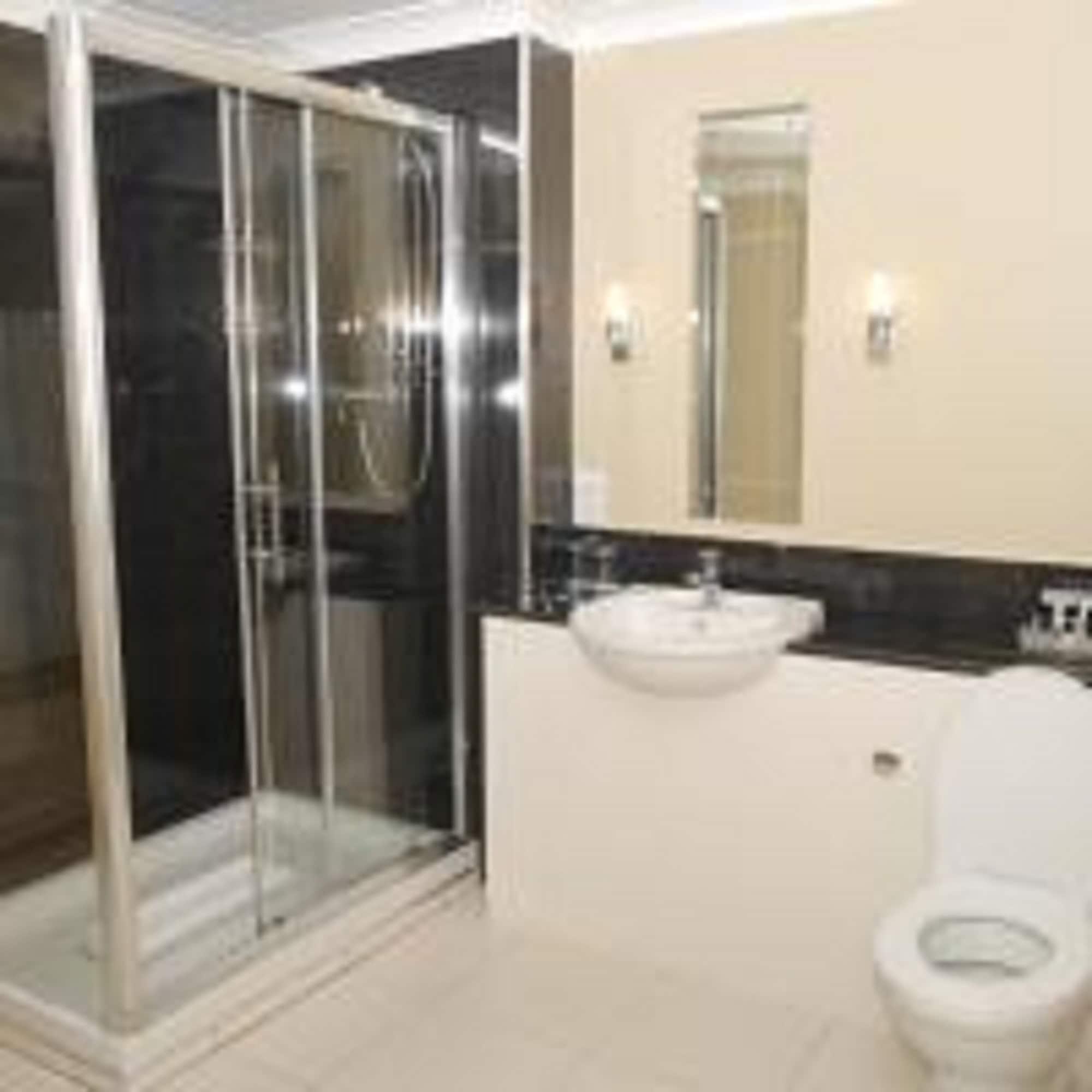 בנצ'ורי Burnett Arms Hotel מראה חיצוני תמונה