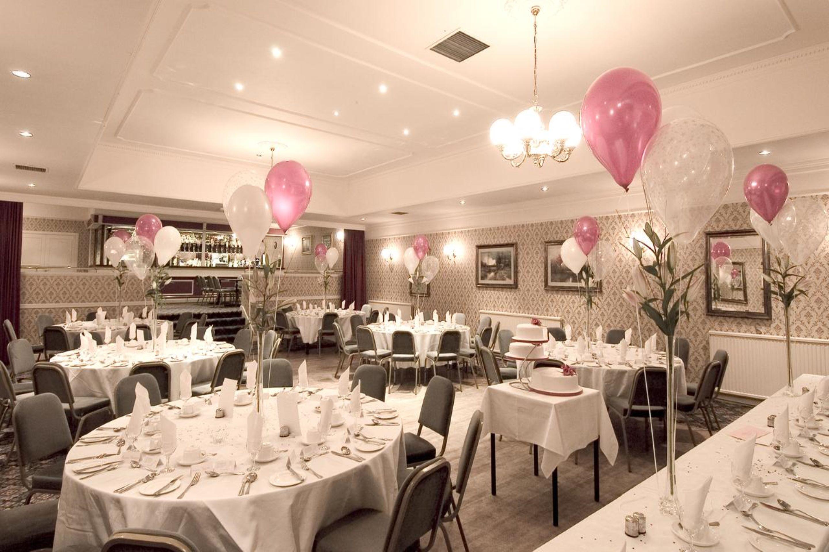 בנצ'ורי Burnett Arms Hotel מסעדה תמונה