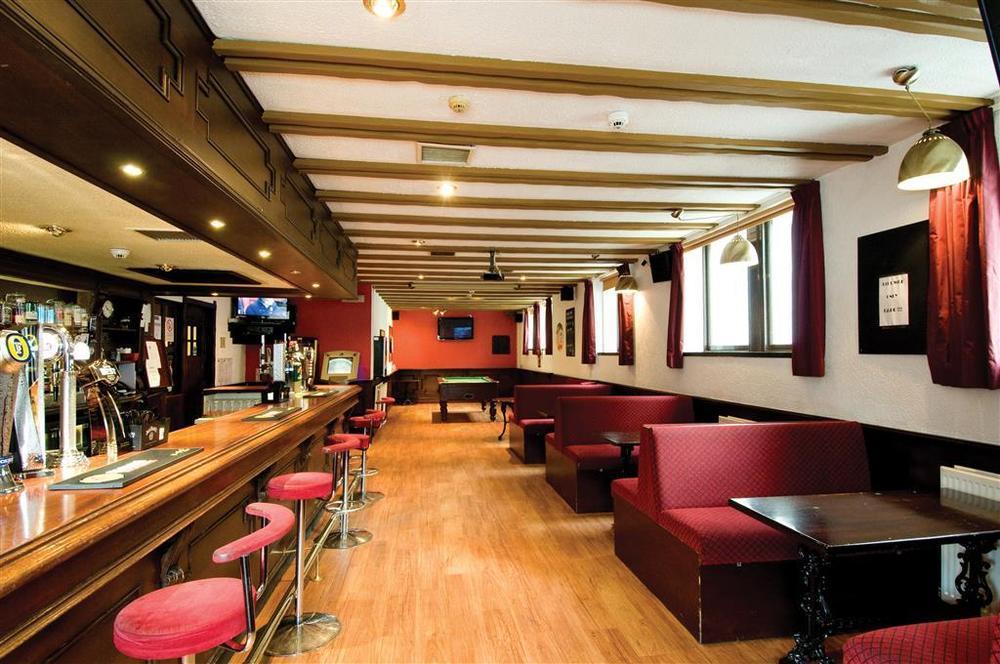 בנצ'ורי Burnett Arms Hotel מסעדה תמונה