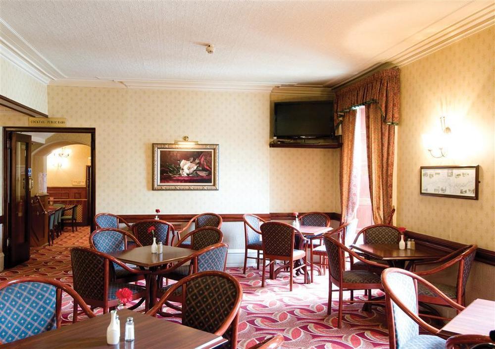 בנצ'ורי Burnett Arms Hotel מסעדה תמונה